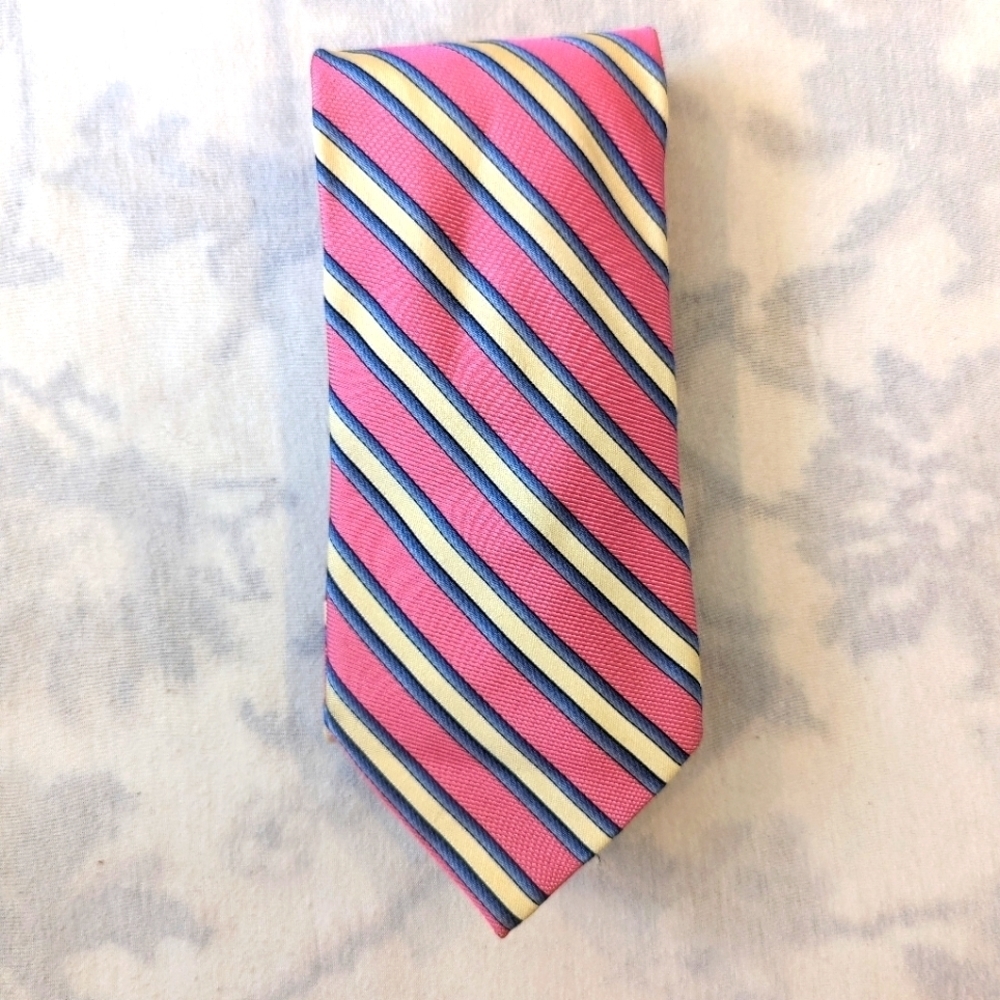Façonnable pink and cream silk tie Corporate Office Business Old Money